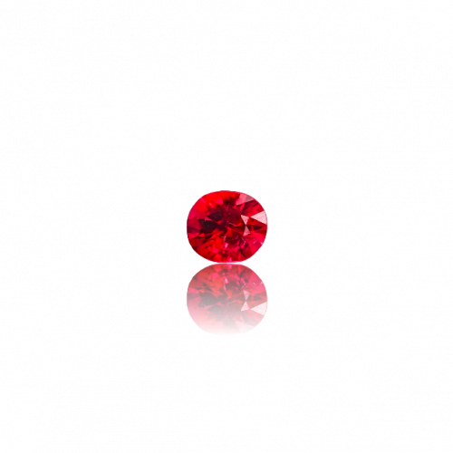 Spinelle rouge ovale de 0,20 ct